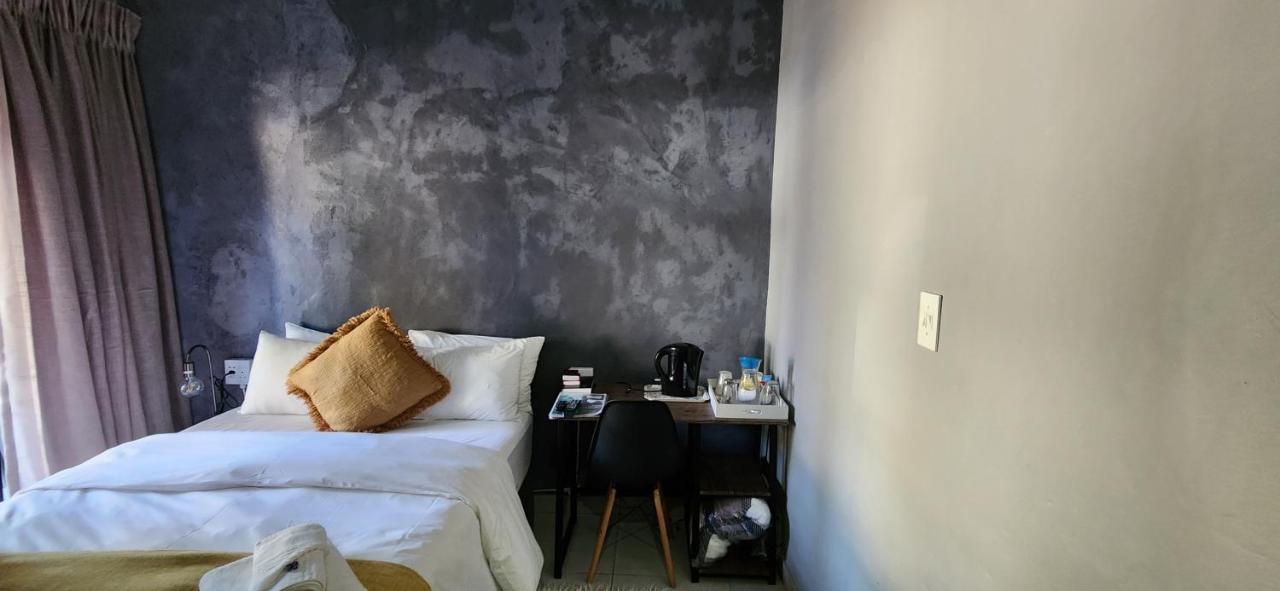 Livingwaters Self-Catering Accommodation Ermelo Bagian luar foto